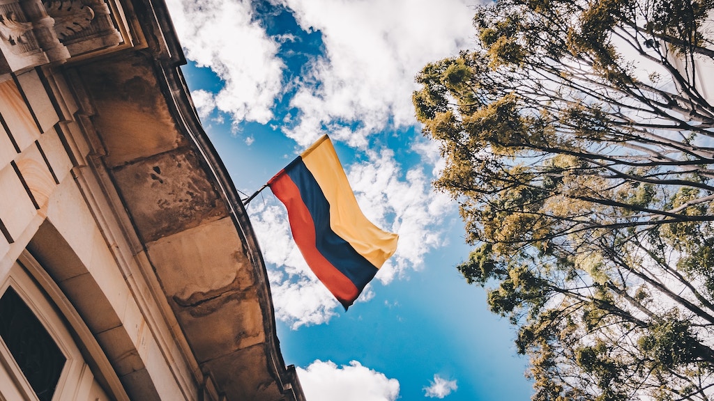 A colombian flag from below
